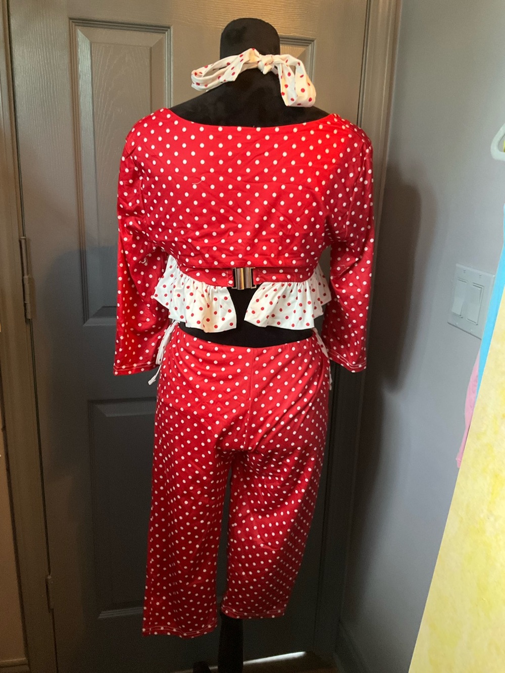 Outcast Frieda XL Red Polka Dot Crop Top, shaw, and capris 3 piece Set - Picture 6 of 7
